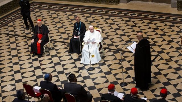 教皇敦促匈牙利對外界更加開放